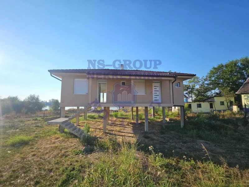 Kuća na prodaju Banoštor 100m2, 571192