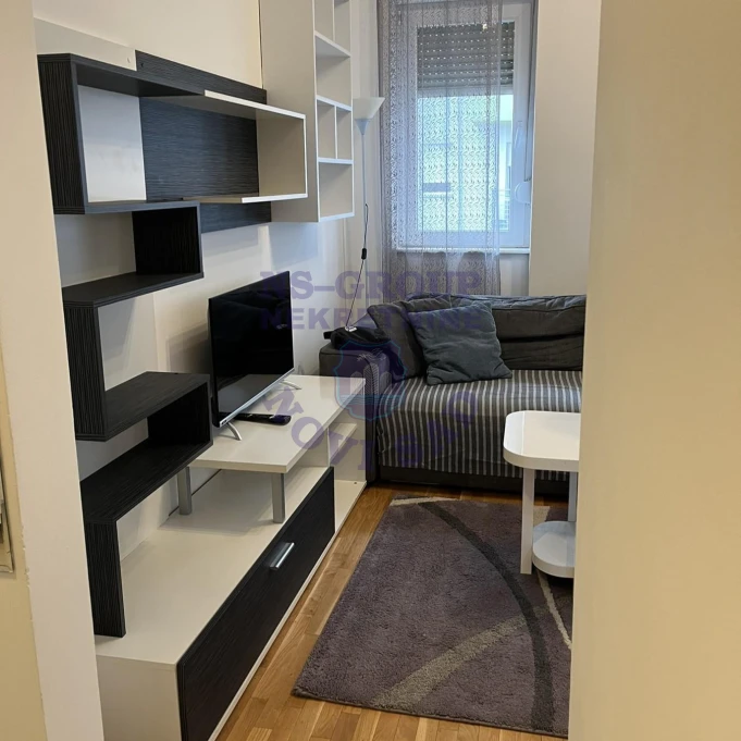Stan na prodaju Novi Sad 40m2, 17540