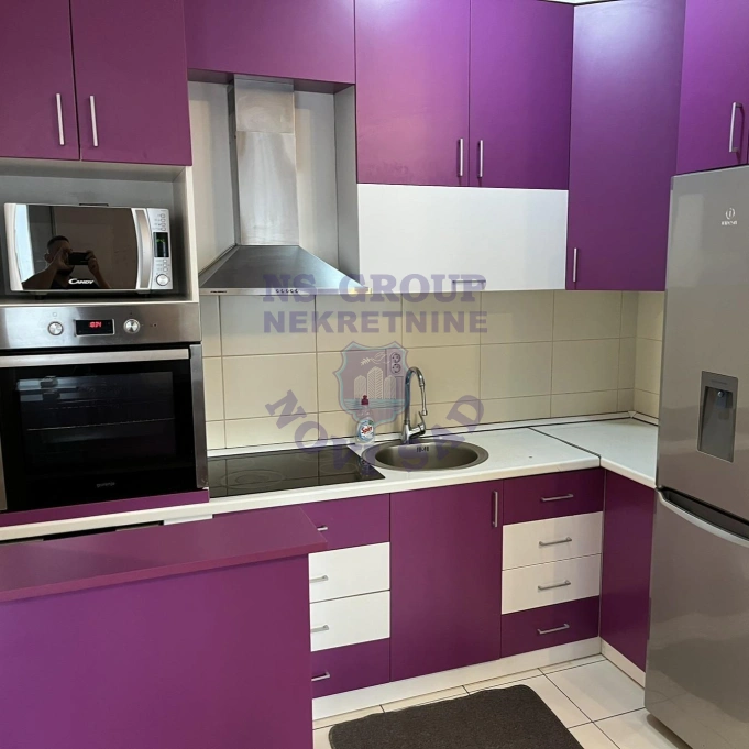 Stan na prodaju Novi Sad 40m2, 17540