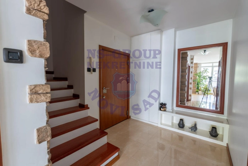 Stan na prodaju Novi Sad 136m2, 578508