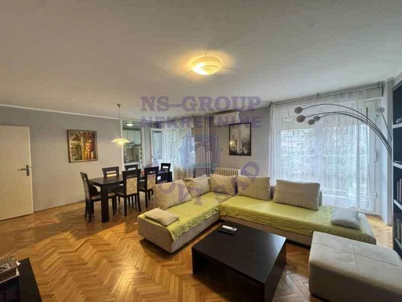stan na prodaju Novi Sad, 76m2 578694