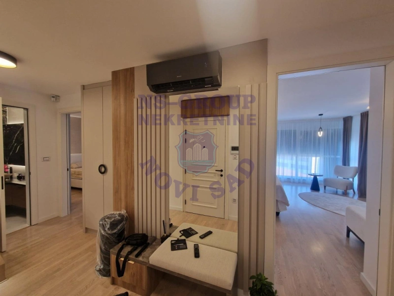 Stan na prodaju Novi Sad 201m2, 578677
