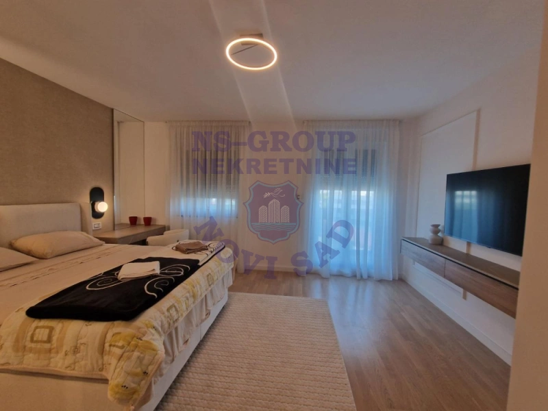 Stan na prodaju Novi Sad 201m2, 578677