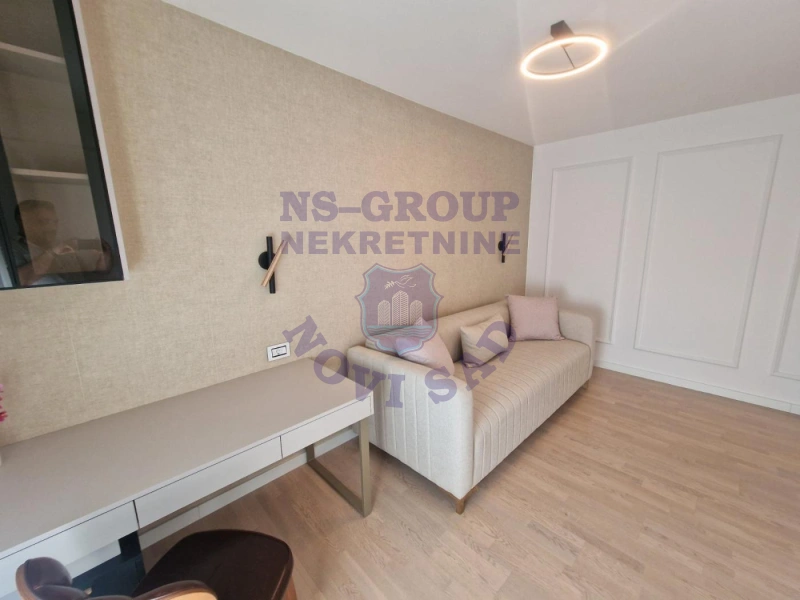 Stan na prodaju Novi Sad 201m2, 578677