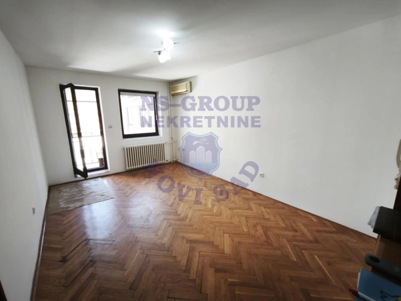 stan na prodaju Novi Sad, 40m2 578741