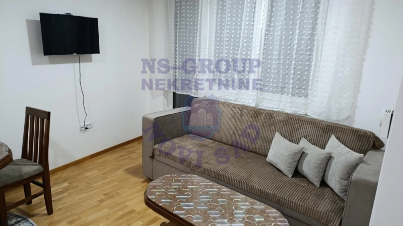 Stan za izdavanje Novi Sad 43m2, 17562