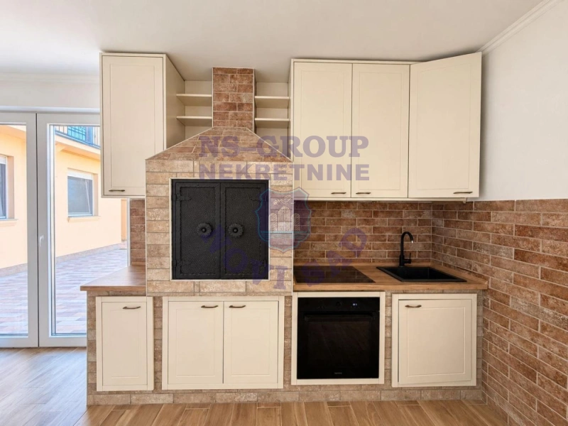 Kuća na prodaju Veternik 400m2, 578843