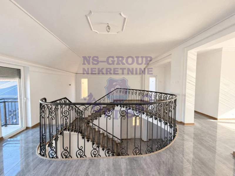 Kuća na prodaju Veternik 400m2, 578843