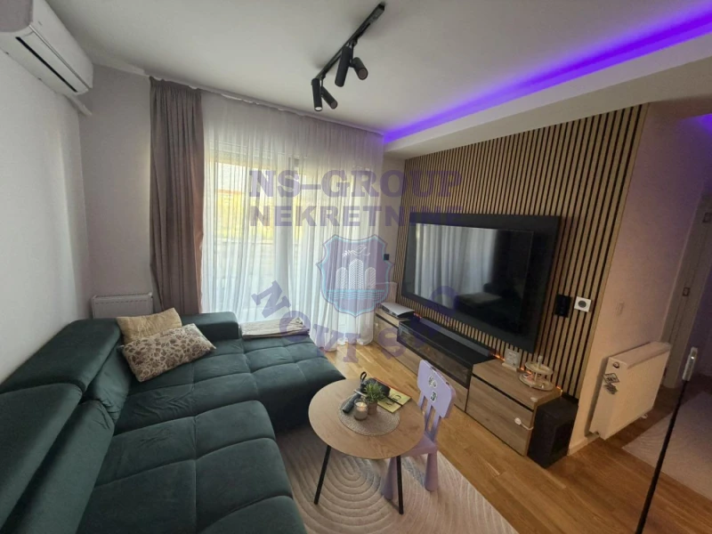 stan na prodaju Novi Sad, 55m2 578587