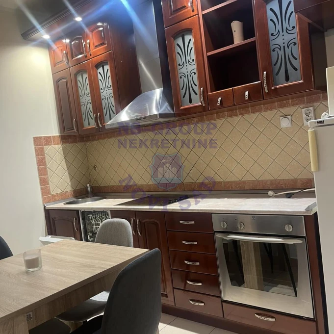 Stan za izdavanje Novi Sad 54m2, 17569