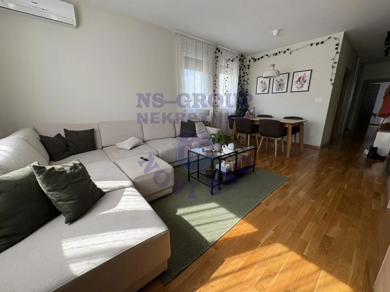 Stan na prodaju Petrovaradin 80m2, 577642