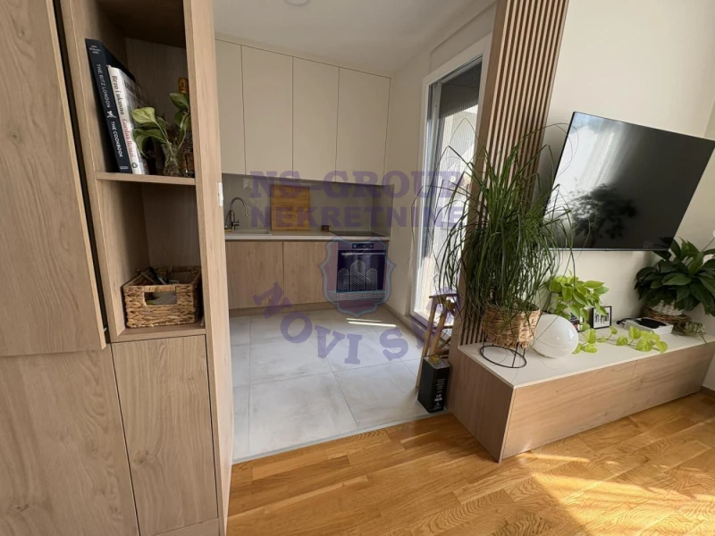 Stan na prodaju Petrovaradin 80m2, 577642