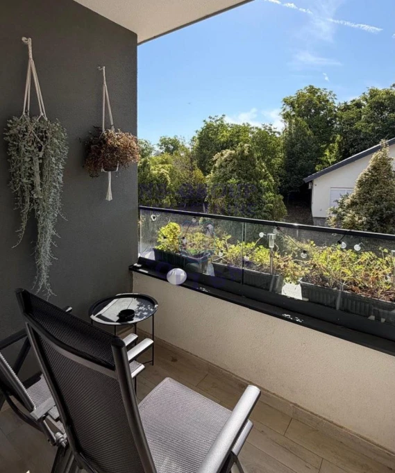 Stan na prodaju Petrovaradin 80m2, 577642
