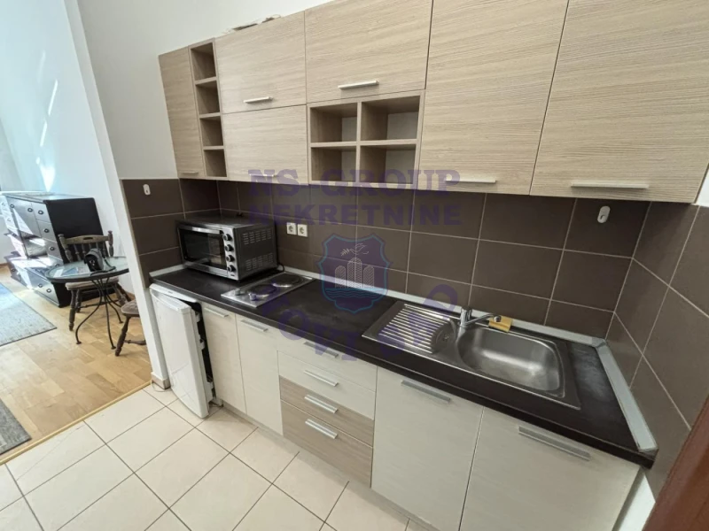 Stan na prodaju Novi Sad 25m2, 578865