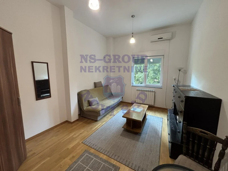 stan na prodaju Novi Sad, 25m2 578865
