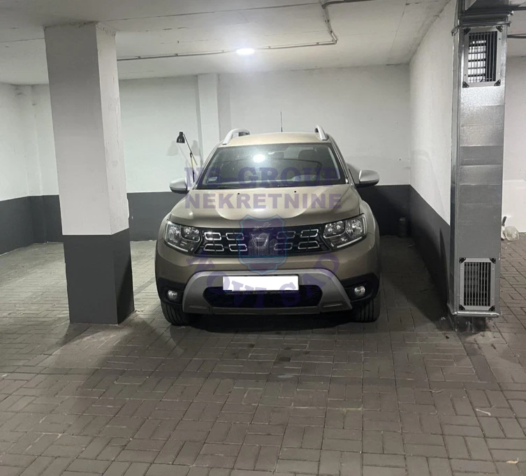 Garaža na prodaju Novi Sad 15m2, 578892