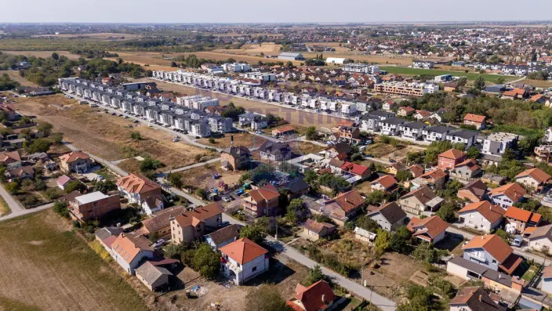 Kuća za izdavanje Novi Sad 249m2, 577920