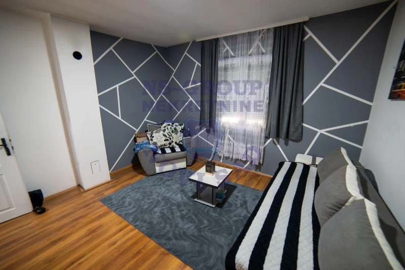 Kuća za izdavanje Novi Sad 249m2, 577920