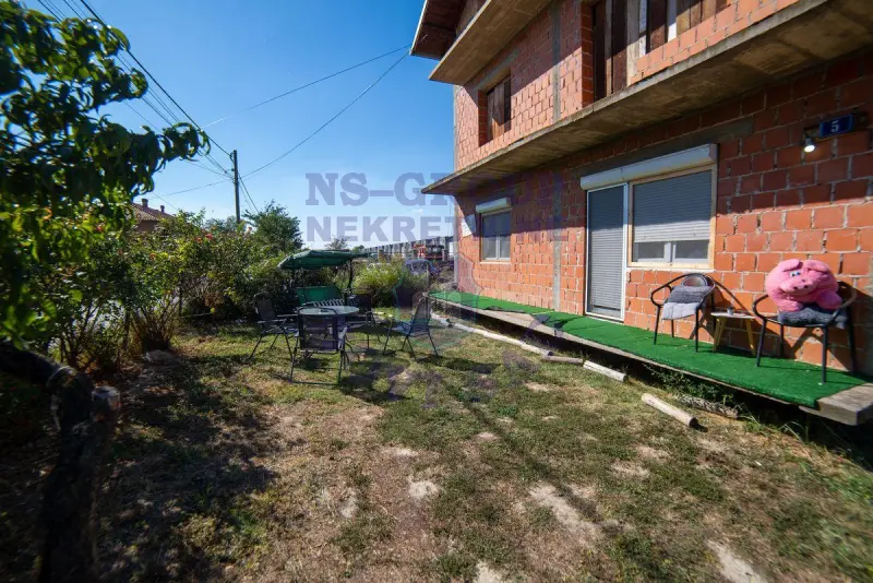 Kuća za izdavanje Novi Sad 249m2, 577920