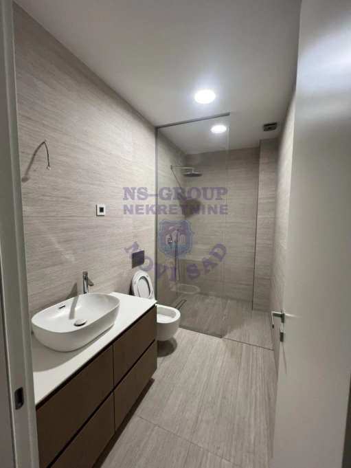 Stan za izdavanje Novi Sad 112m2, 17589