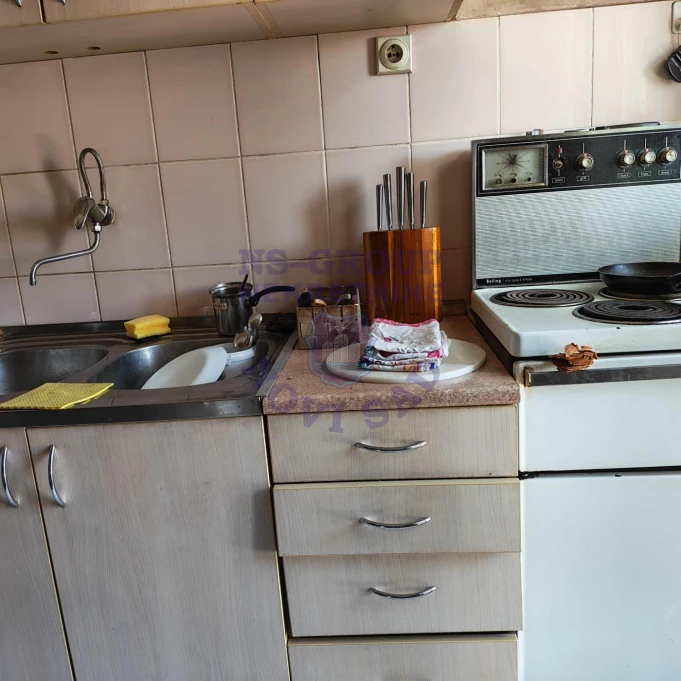 Stan za izdavanje Novi Sad 56m2, 17596