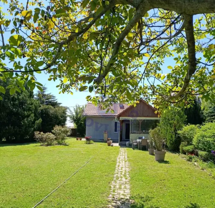kuca na prodaju Čortanovci, 73m2 578993