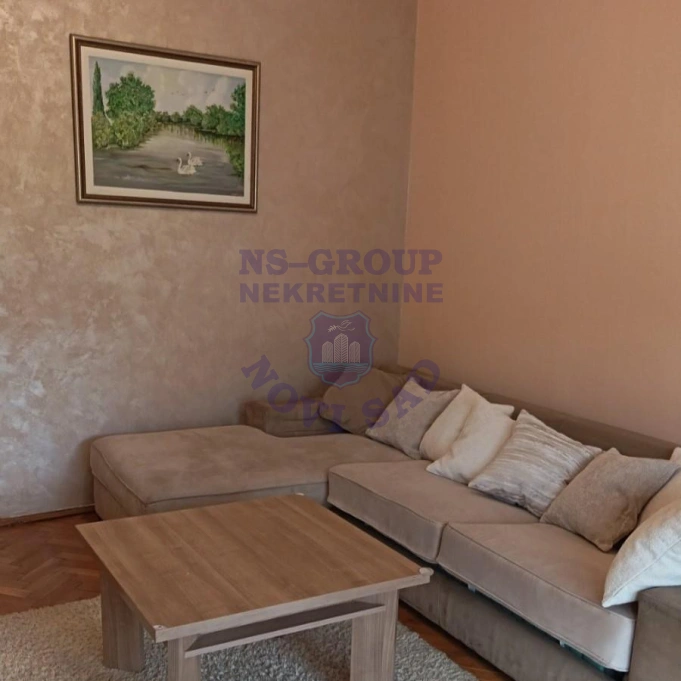 Stan za izdavanje Novi Sad 73m2, 17600
