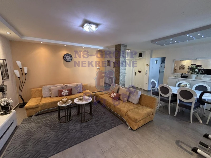 Stan na prodaju Novi Sad 90m2, 579025
