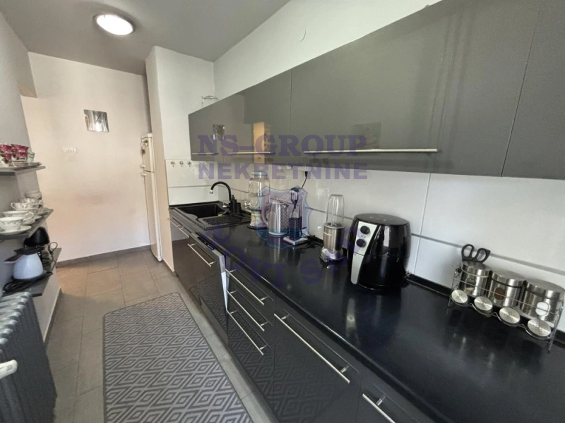 Stan na prodaju Novi Sad 90m2, 579025