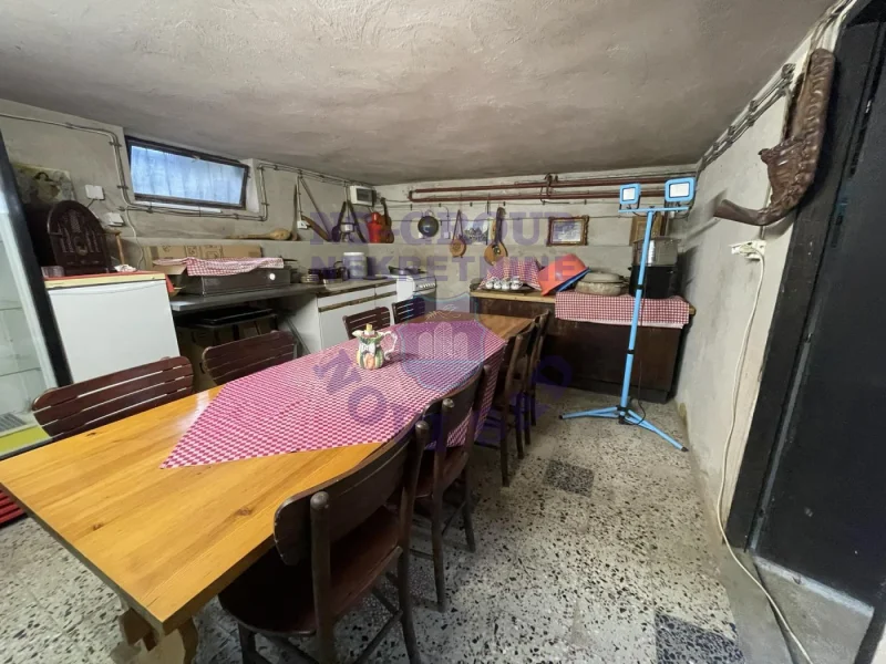 Kuća na prodaju Sremska Kamenica 178m2, 579037