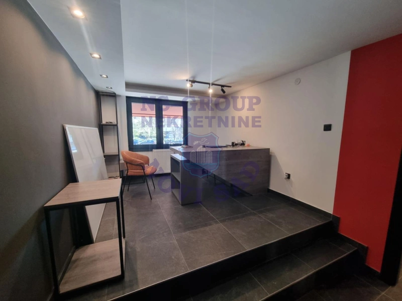 Lokal na prodaju Novi Sad 74m2, 579079