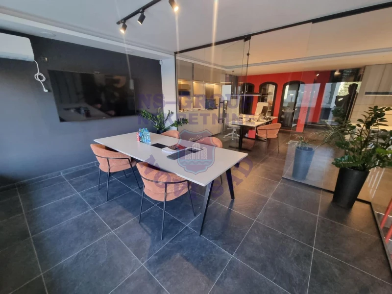 Lokal na prodaju Novi Sad 74m2, 579079