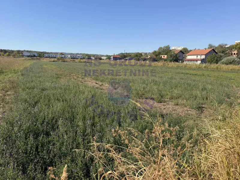 plac na prodaju Petrovaradin, 6757m2 579072