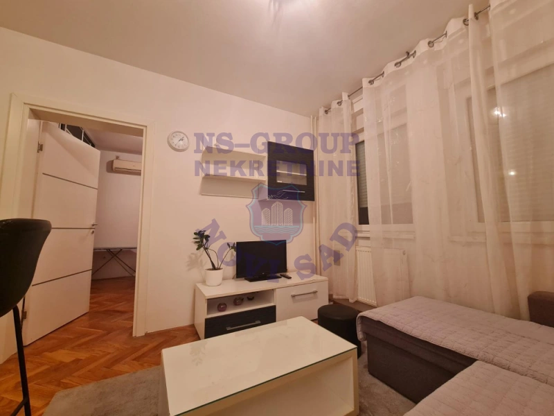 Stan za izdavanje Novi Sad 35m2, 17595
