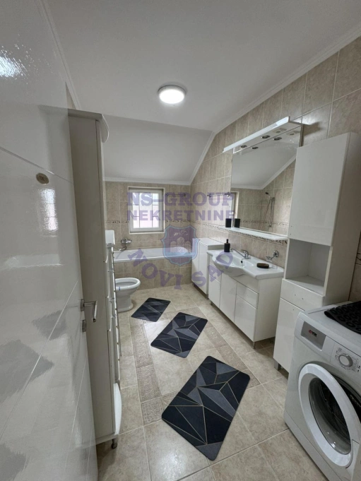 Kuća za izdavanje Veternik 399m2, 17606