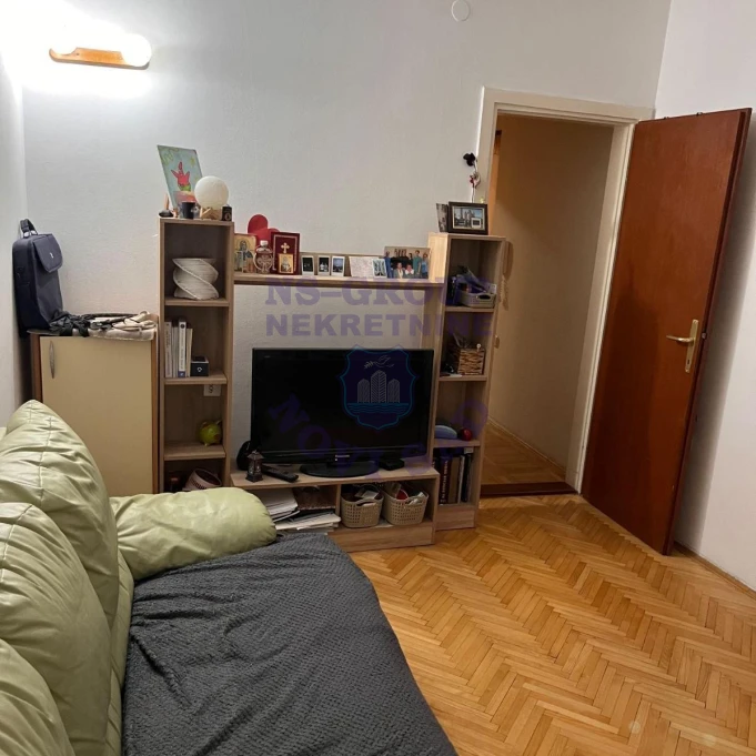 Stan za izdavanje Novi Sad 39m2, 17607