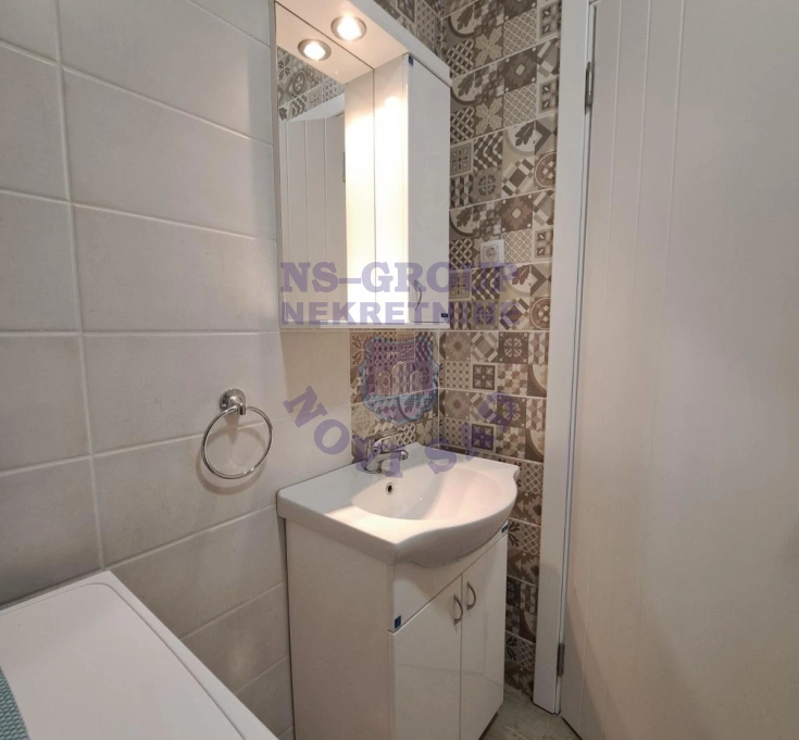 Stan na prodaju Petrovaradin 27m2, 578980