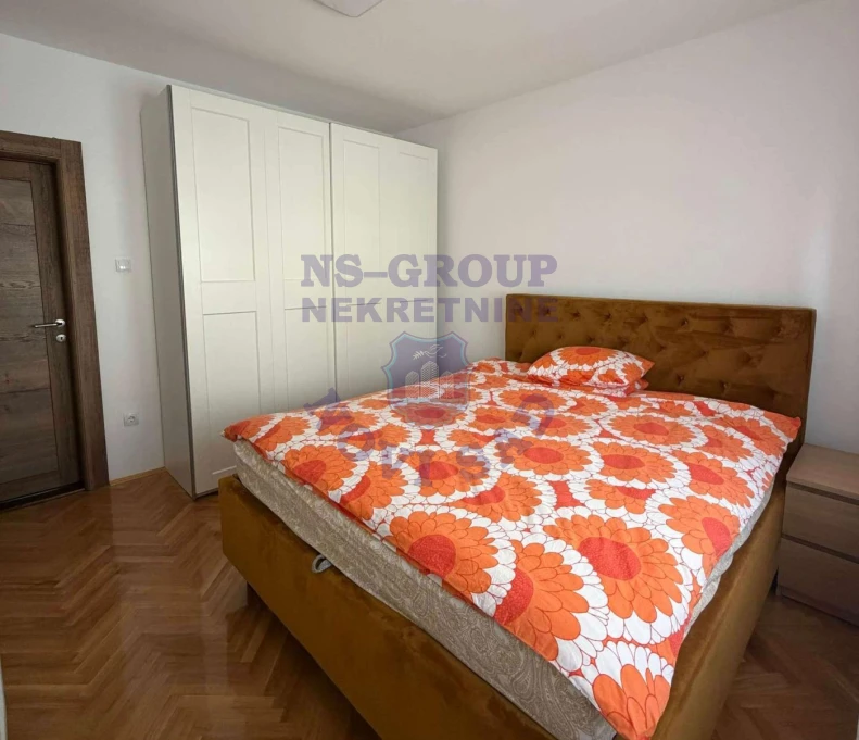 Stan na prodaju Novi Sad 70m2, 579129