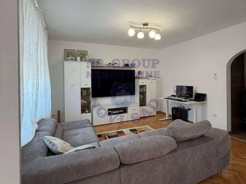 Stan na prodaju Novi Sad 70m2, 579129