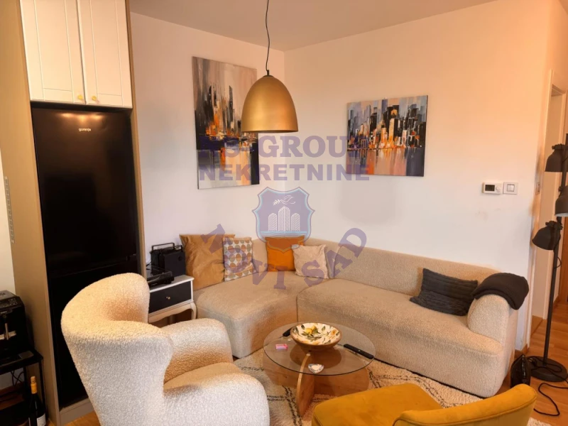 stan na prodaju Novi Sad, 54m2 579102