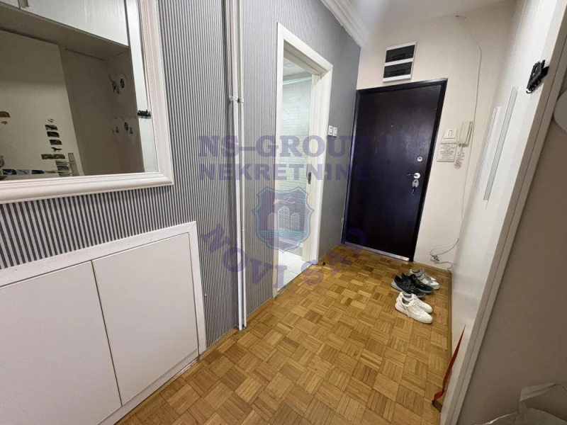 Stan na prodaju Novi Sad 60m2, 579143