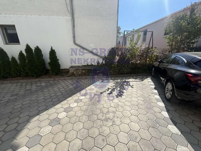 garaza na prodaju Petrovaradin, 12m2 579045