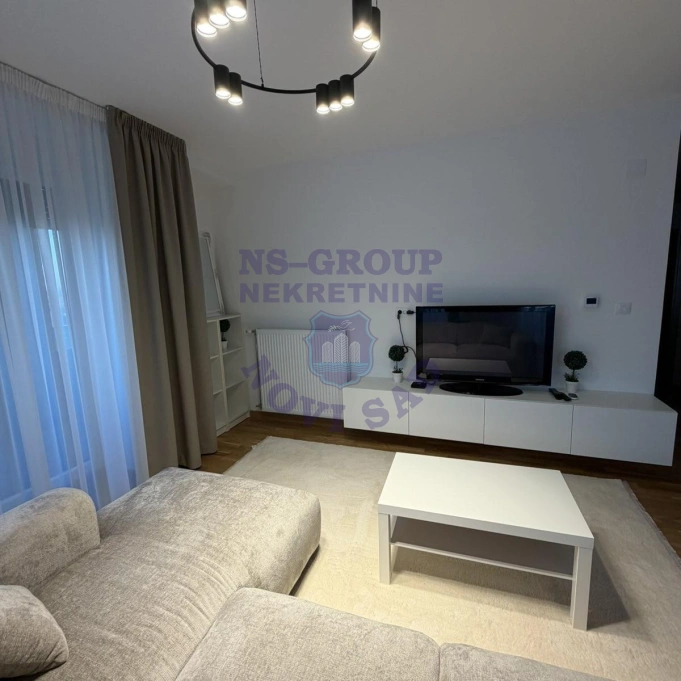 Stan na prodaju Petrovaradin 82m2, 17614