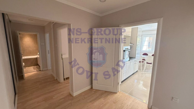 Stan na prodaju Novi Sad 74m2, 579021