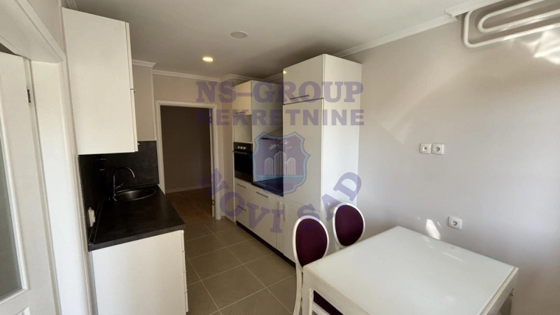 Stan na prodaju Novi Sad 74m2, 579021