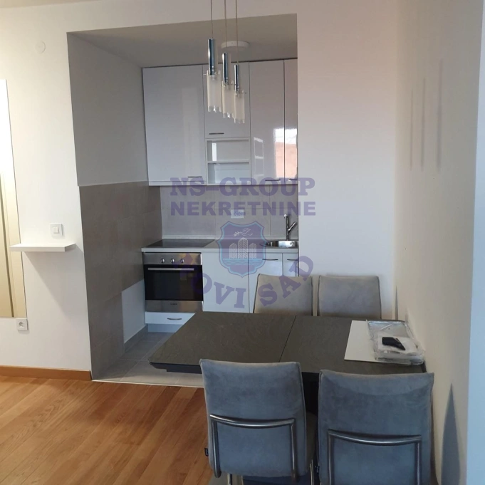Stan za izdavanje Novi Sad 55m2, 17627