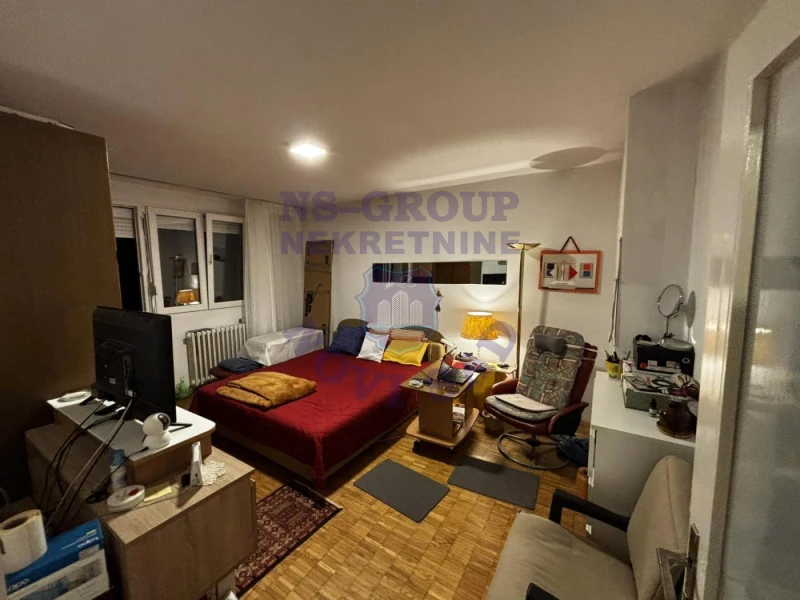 stan na prodaju Novi Sad, 53m2 579291