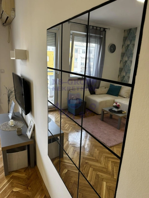 Stan na prodaju Novi Sad 25m2, 579417