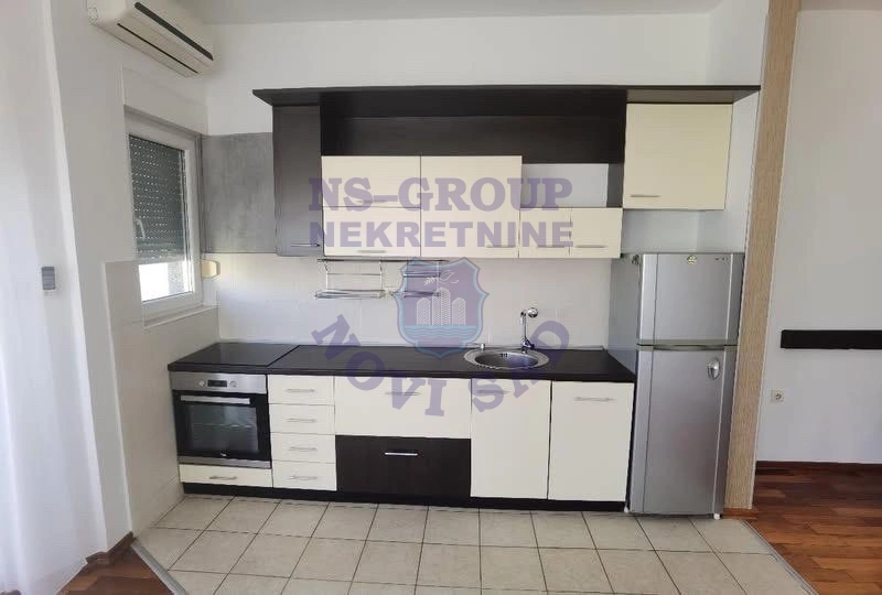 Stan na prodaju Novi Sad 67m2, 579394