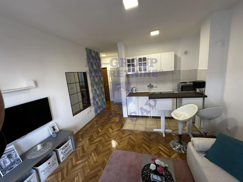 Stan na prodaju Novi Sad 25m2, 579417